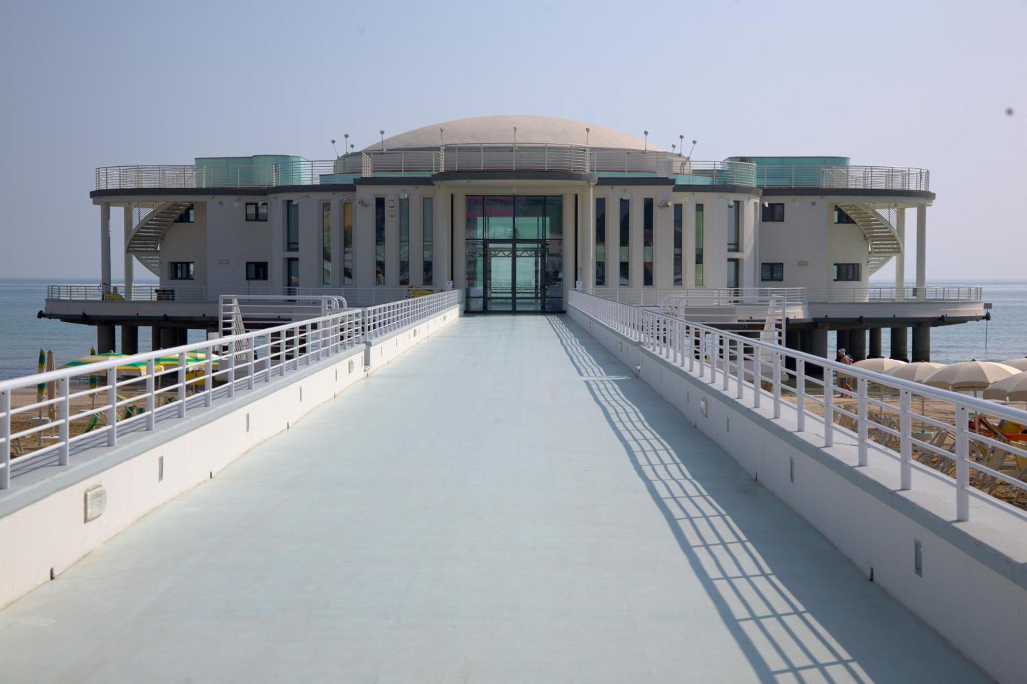 Hotel Palace Senigallia Exterior photo